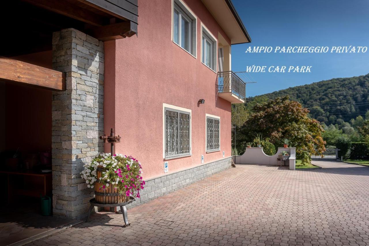 La Rosa Tra I Laghi B&B Меїна Екстер'єр фото