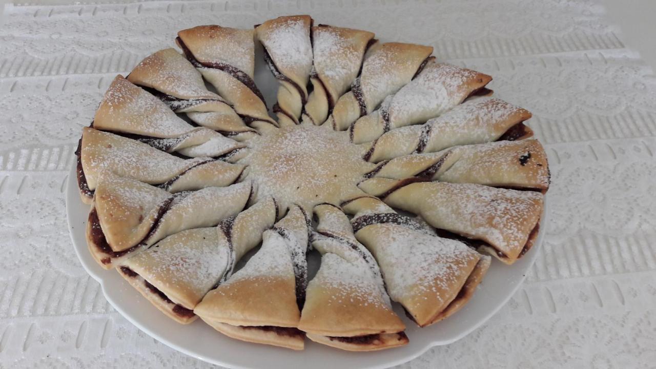 La Rosa Tra I Laghi B&B Меїна Екстер'єр фото